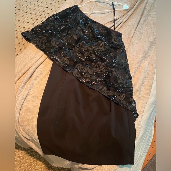 Tahari by ASL Shoulder Overlay Cocktail Dress size 8 - Picture 5 of 6